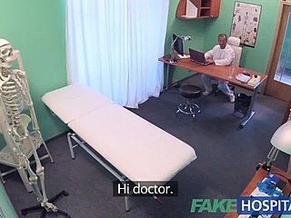 V tomto hardcore videu si prsatá turistka užívá krém od svého lékaře