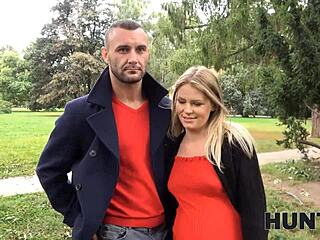 A cseh szexvideóban a terhes csaj megkóstolja a felnőtté válást a vadásztól