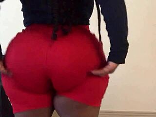 Dirty Diiana's Curvy Ass Gets a Shaking and Twerking Treatment