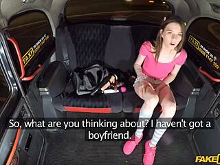 Nastoletnia dziewczyna wymienia seks na darmową przejażdżkę taksówką z ukrytym kamerą